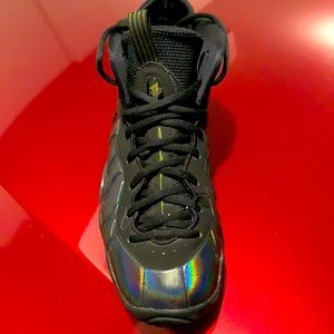 Slightly used black/metallic foam posite youth